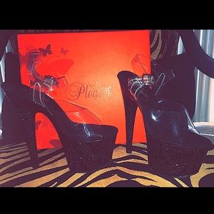 *•PLEASER HEELS•*